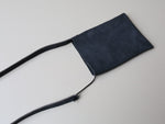Flat shoulder mini