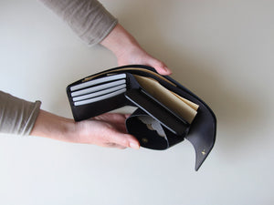 LGW03 : 3つ折財布